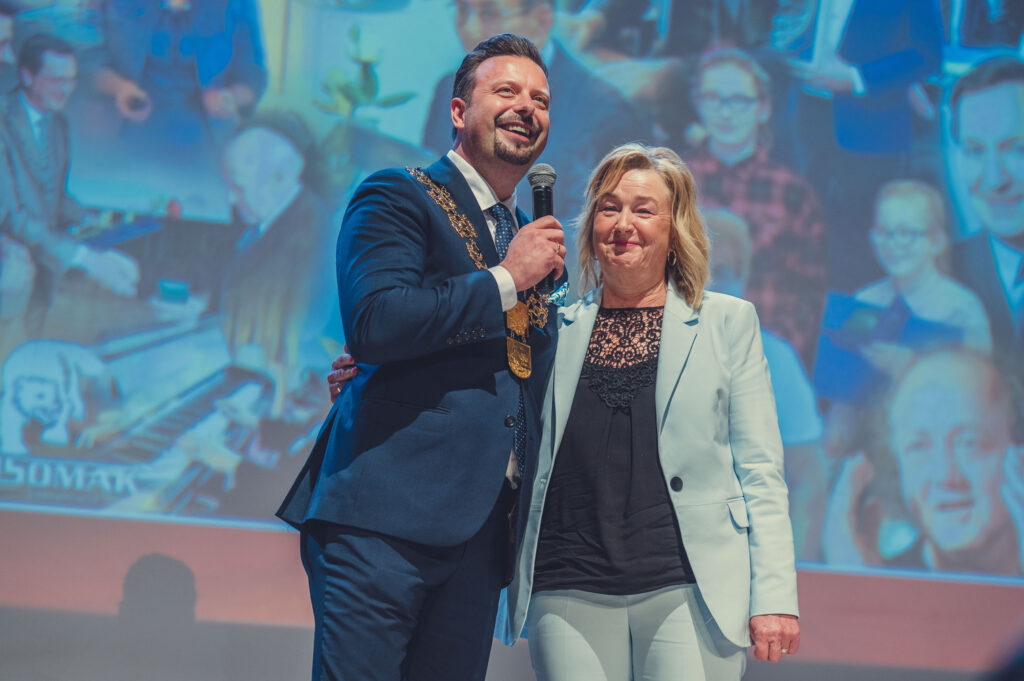 Uroczysta sesja Rady Miasta z okazji 90 rocznicy nadania praw miejskich Siemianowicom Śląskim