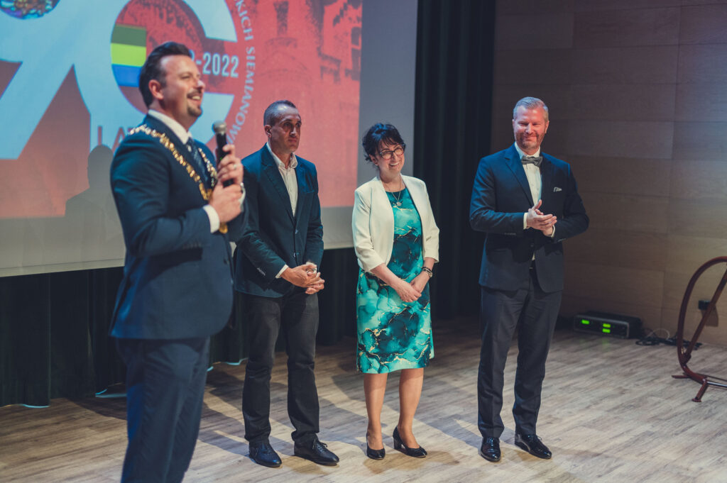 Uroczysta sesja Rady Miasta z okazji 90 rocznicy nadania praw miejskich Siemianowicom Śląskim