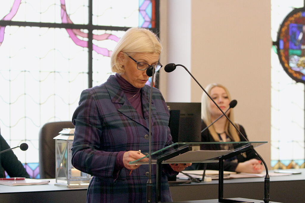 Katarzyna Chrapek-Rogowska, Skarbnik Miasta Siemianowice Śląskie.