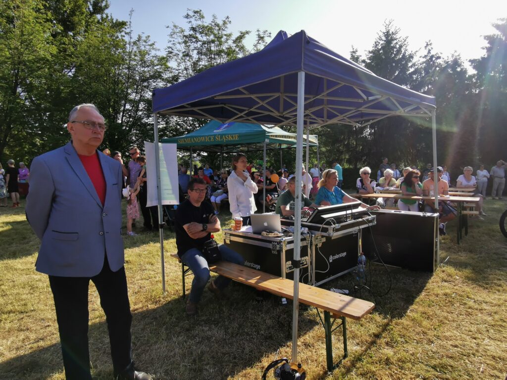 namiot dźwiękowców