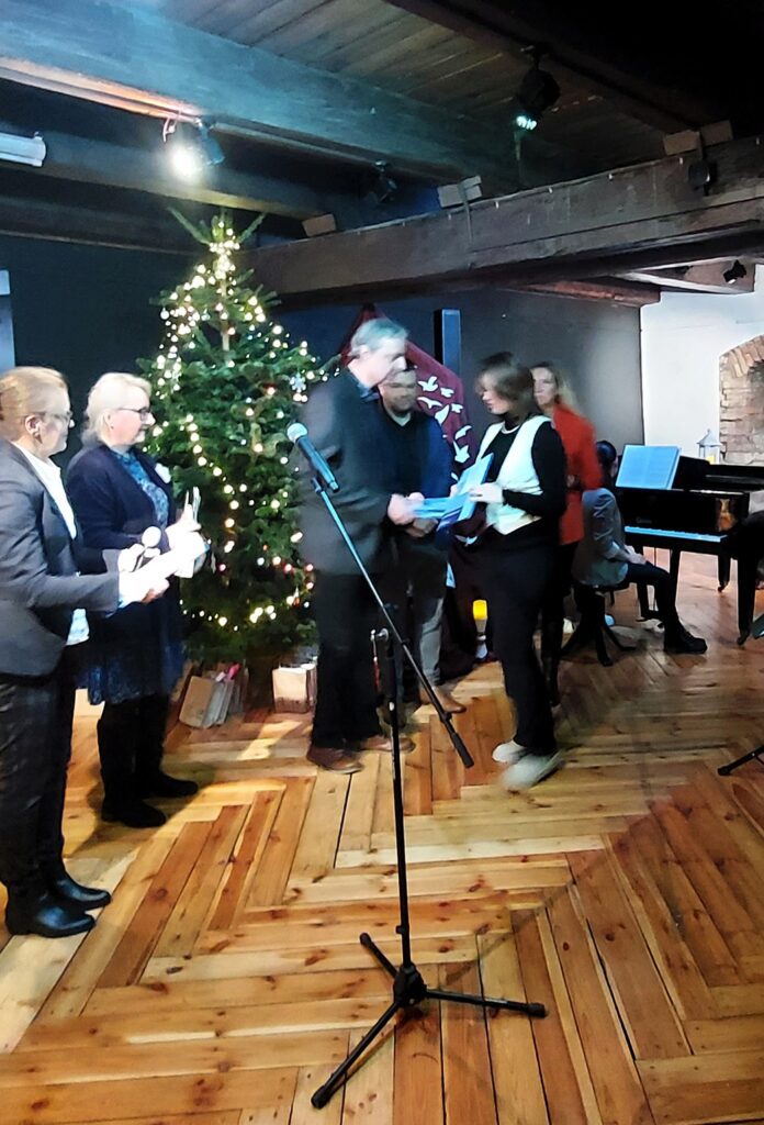 Wręczanie nagród laureatom