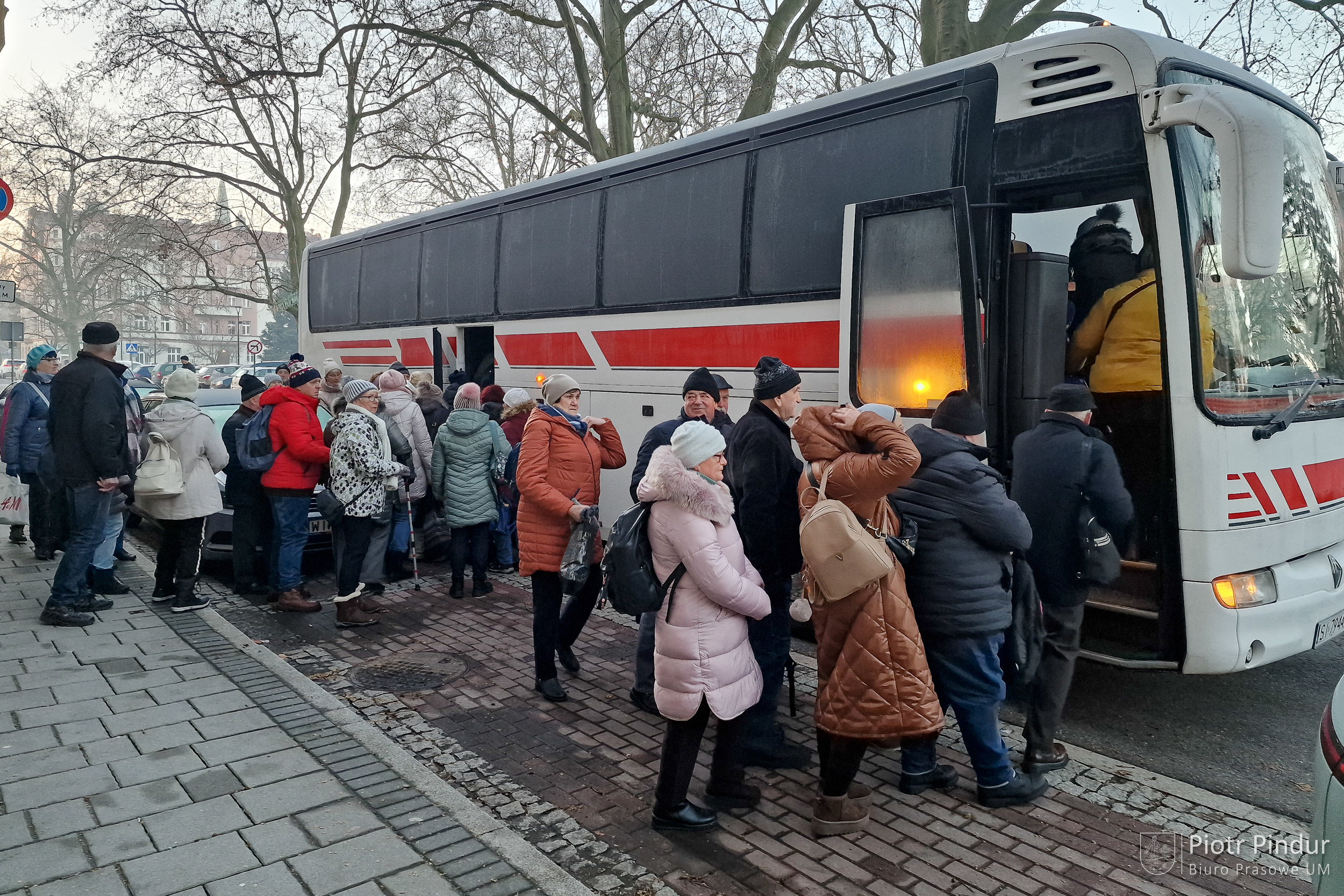 Kolejna grupa seniorów wyruszyła na wycieczkę do Istebnej i Koniakowa