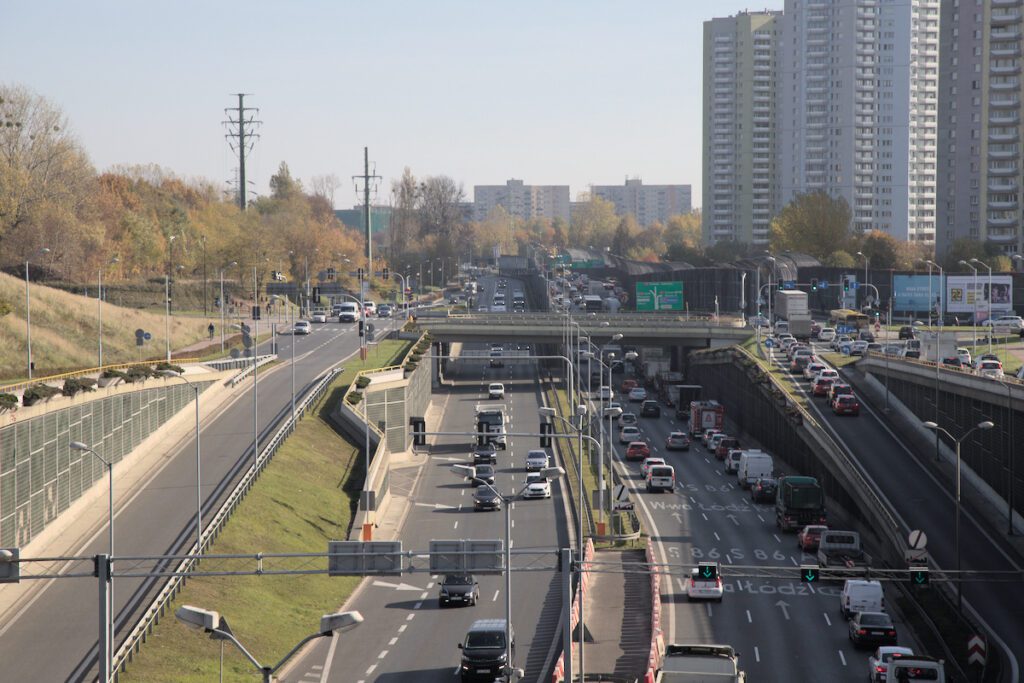 Drogowa Trasa Średnicowa w Katowicach. Widok w kierunku na Sosnowiec/Mysłowice.