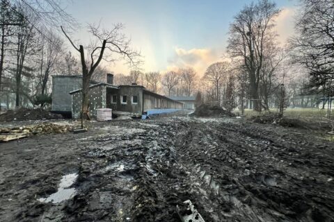 Teren wokół modernizowanego Przedszkola nr 12