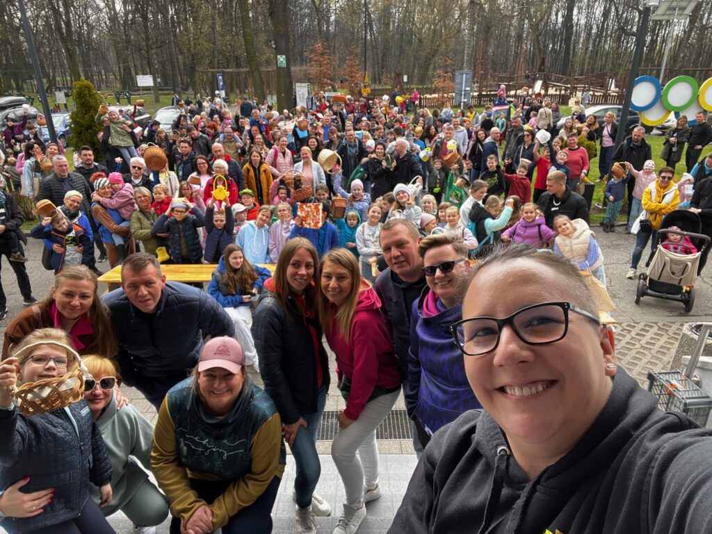 Organizatorzy wraz z uczestnikami.