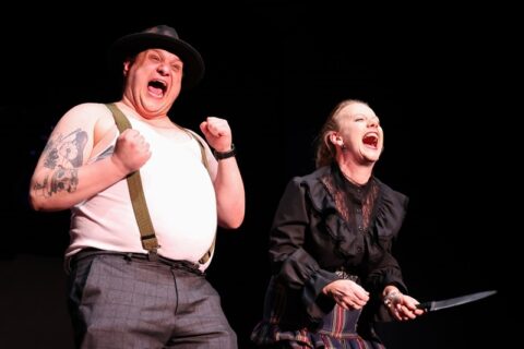 Państwo Adamscy na scenie Siemianowickiego Centrum Kultury - Bytków