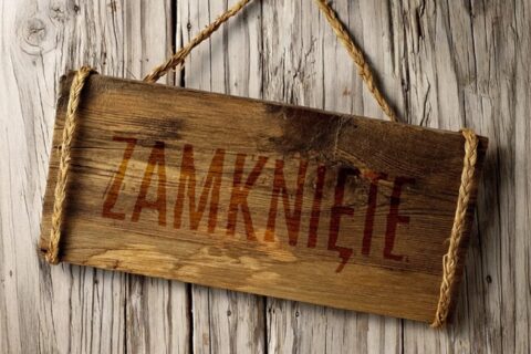 Tabliczka z napisem "Zamknięte"