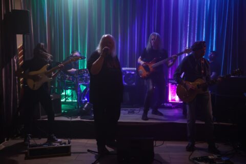 Zespół Rockomotive na scenie SCK Jarzębina