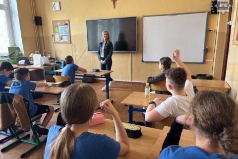 Spotkanie z młodzieżą. Wykłady na temat przemocy rówieśniczej.