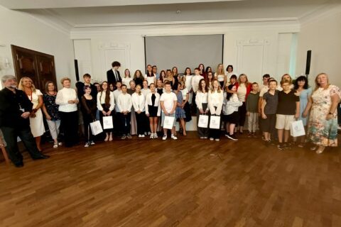 Uczestnicy Narodowego Czytania, które w tym roku odbyło się w Siemianowickim Centrum Kultury Zameczek.