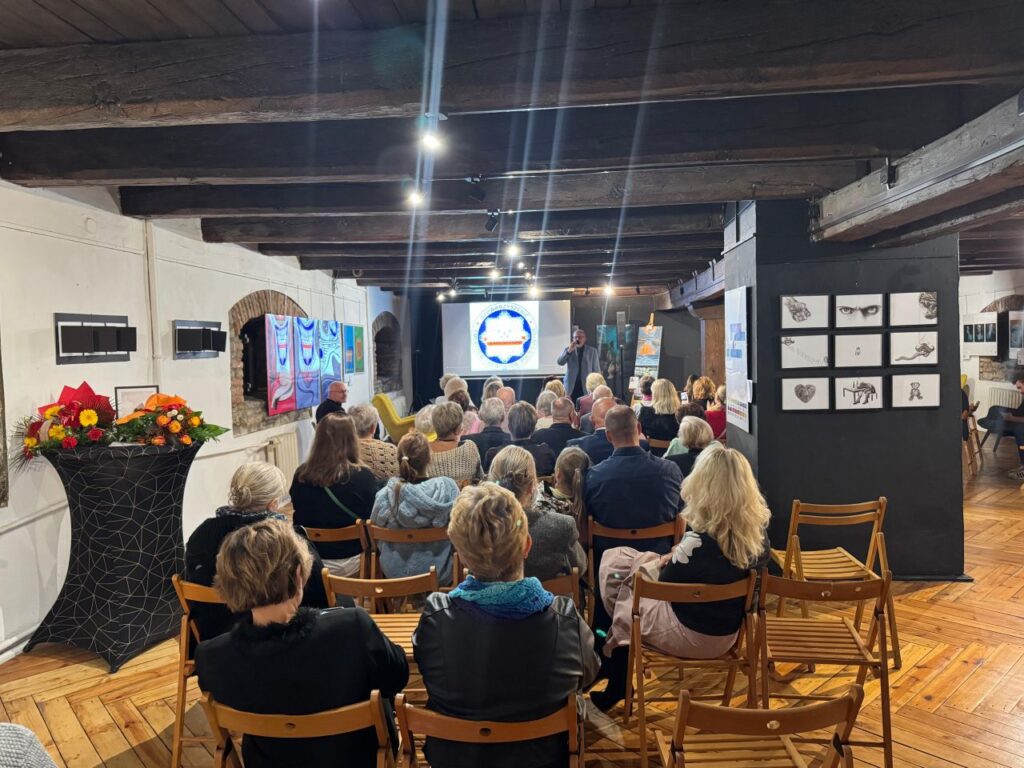 Wernisaż i Wystawa Prac Twórców z VIII Ogólnopolskiego Pleneru Plastycznego „Malowanie w Leśnej Radości”