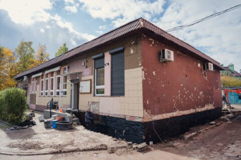 Prace budowlane przy termomodernizacji SCK Jarzębina