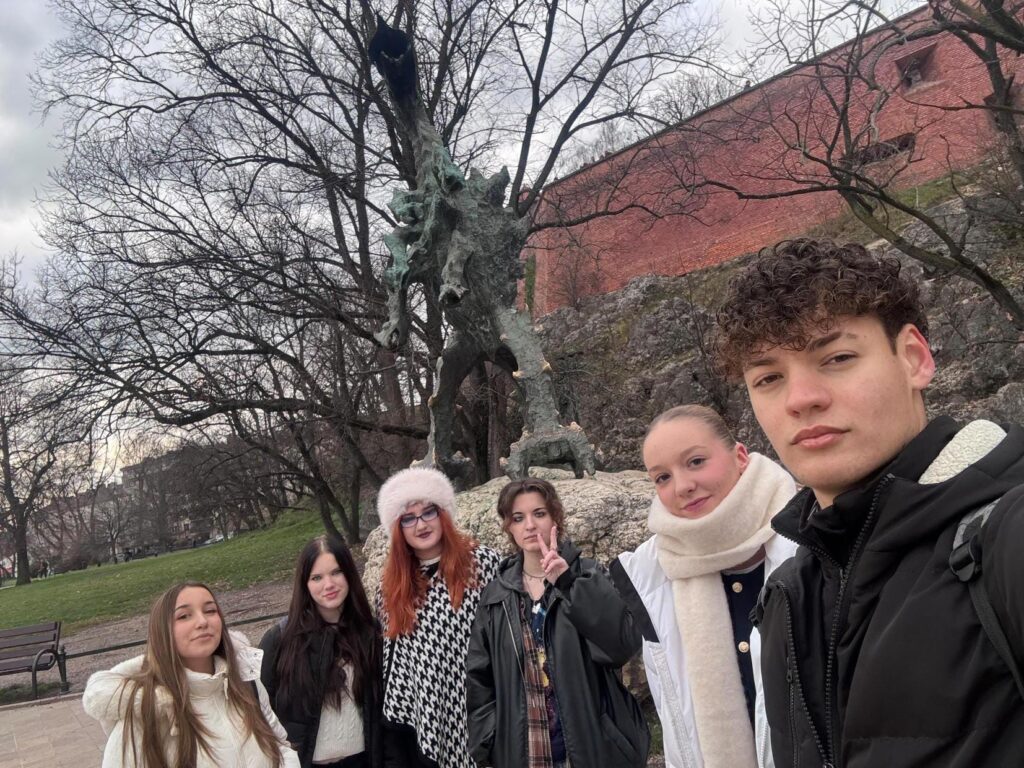 Podczas gry miejskiej w Krakowie.