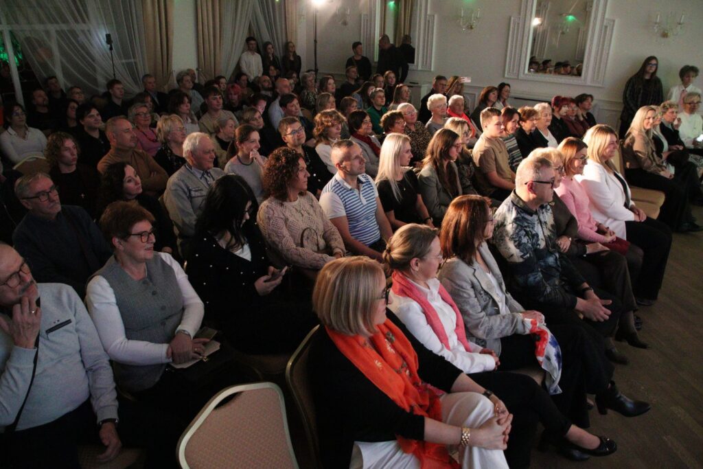 Zasłuchana publicznoŚć