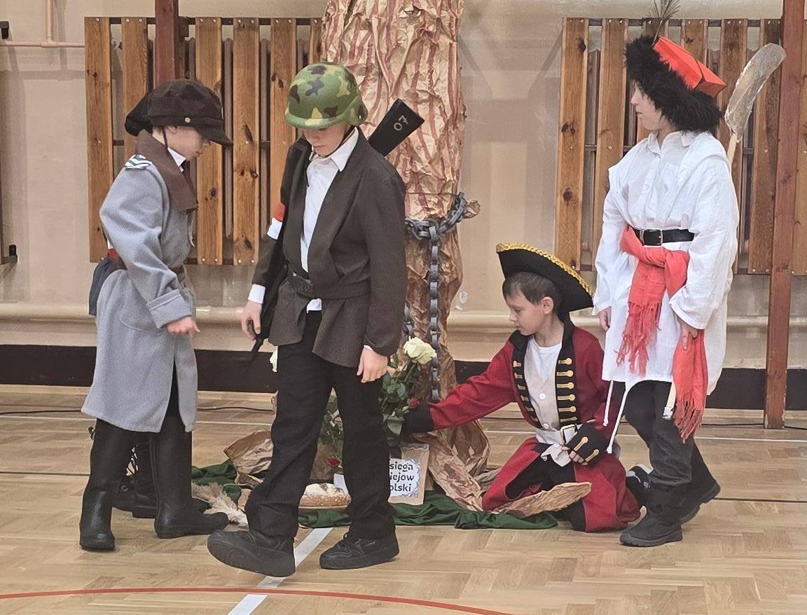 „Korzenie Wolności” – Trójka pamięta o historii