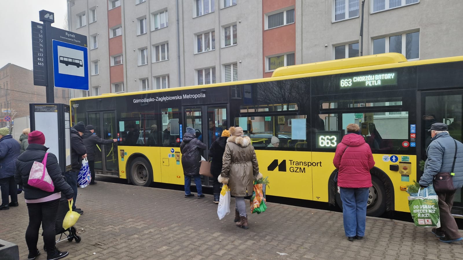 Zasady funkcjonowania komunikacji publicznej w okresie świąteczno-noworocznym: