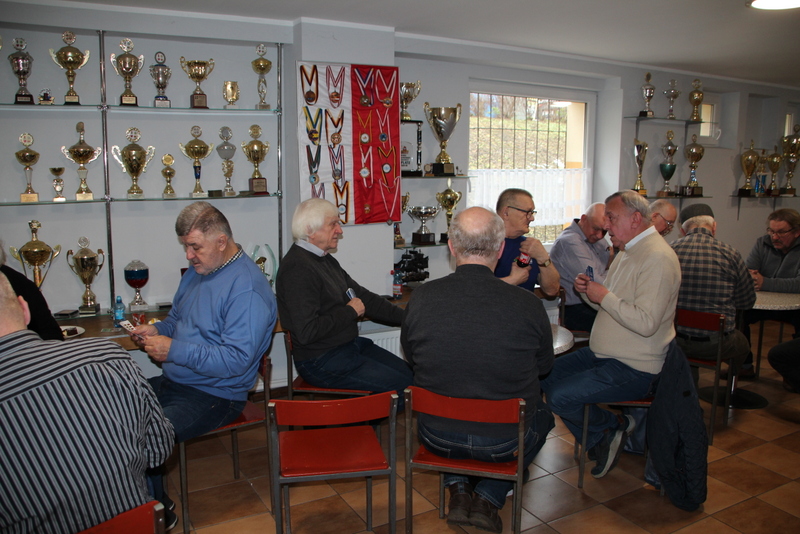 Turniej Skata w DK „Chemik”