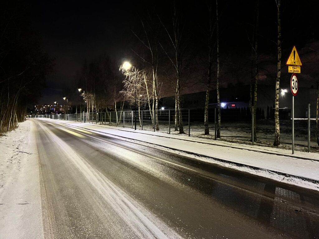 Chodnik przy ul. Kopalnianej wraz z oświetleniem