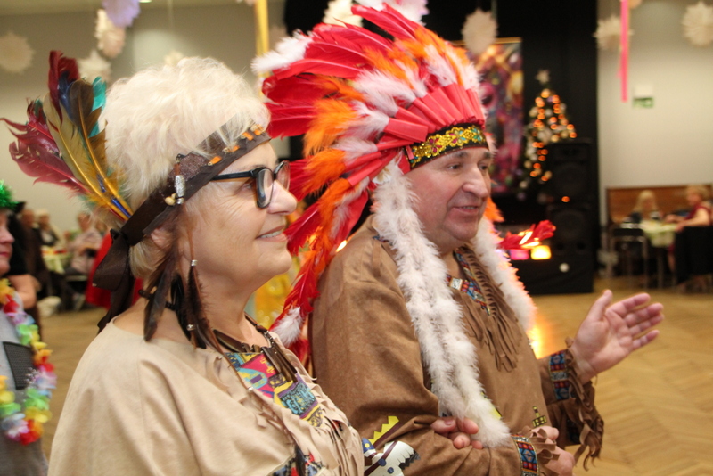 Bal przebierańców w Klubie Seniora ,,Pogodna Jesień”