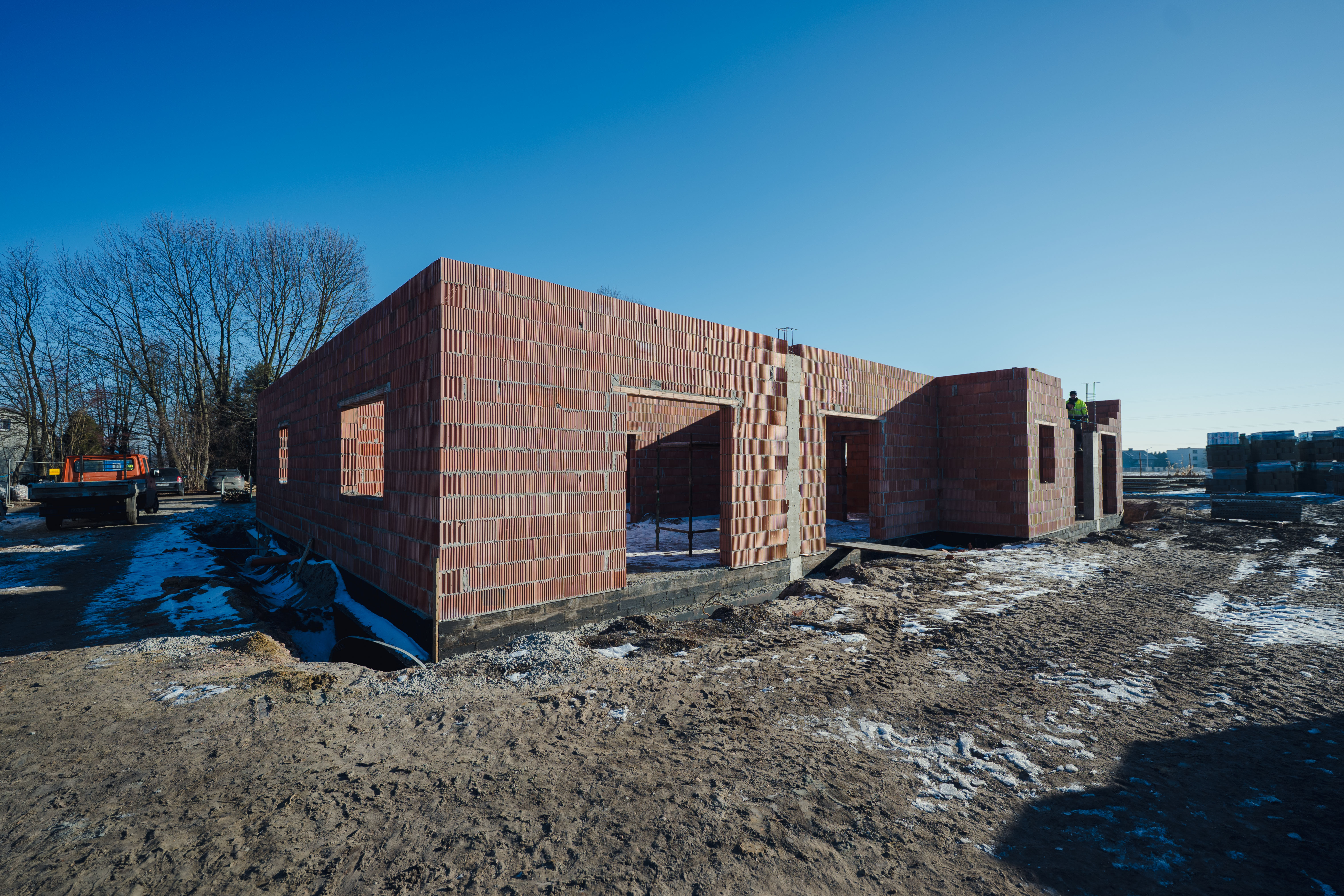 Nowy budynek żłobka rośnie w oczach