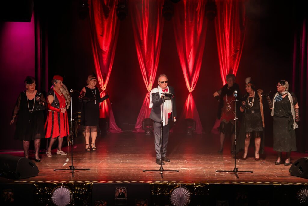 Występ artystyczny dla słuchaczy SUTW.