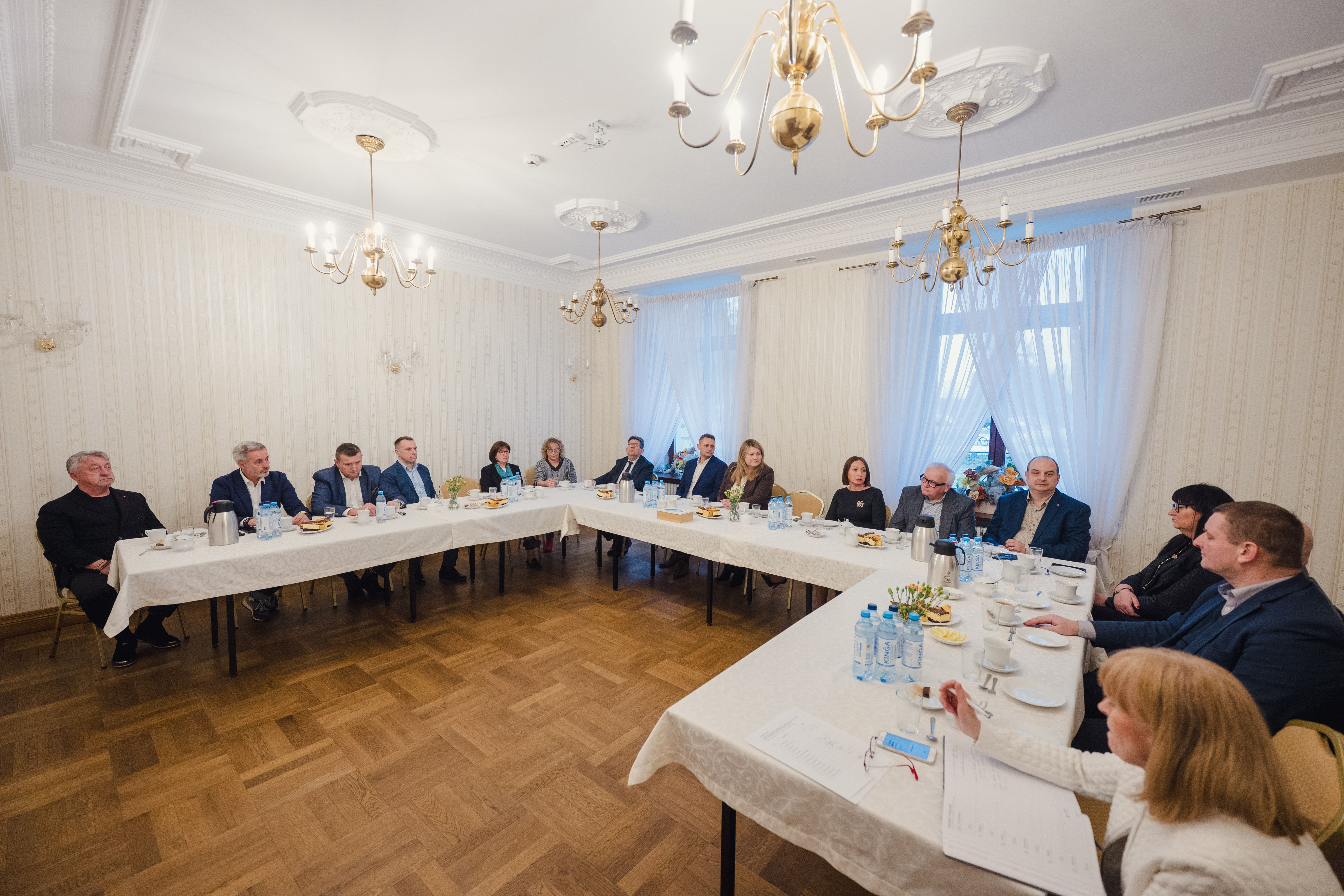 O wyzwaniach przedsiębiorców podczas marcowego posiedzenia Rady Gospodarczej