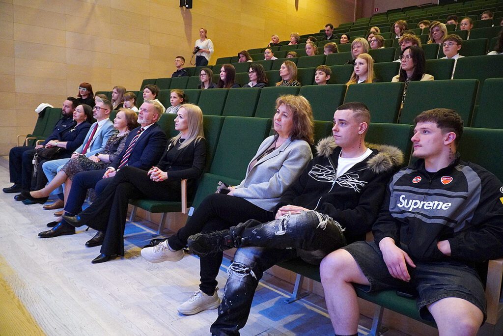 Widownia w SCK Park Tradycji.