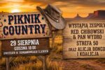 Grafika promuje wydarzenie „Piknik Country”. W tle widoczny jest rozległy krajobraz stylizowany na amerykański Dziki Zachód – złocista preria, skalne formacje oraz zachodzące słońce. Na pierwszym planie znajdują się dwie drewniane tablice oraz brązowy kowbojski kapelusz zawieszony na jednej z nich. Na lewej tablicy umieszczono nazwę wydarzenia „Piknik Country” oraz informacje: 29 sierpnia, godzina 18.00, Amfiteatr w Siemianowicach Śląskich. Na prawej tablicy znajduje się lista wykonawców: Red. Chirowski & Pan Wydro, Strefa 50 oraz Alicja Boncol i Koalicja. Grafika utrzymana jest w ciepłej, złocisto-brązowej kolorystyce i wykorzystuje charakterystyczne elementy estetyki country, takie jak drewniane szyldy, kowbojski kapelusz oraz krajobraz prerii, budując klimat muzyki i kultury amerykańskiego Zachodu.