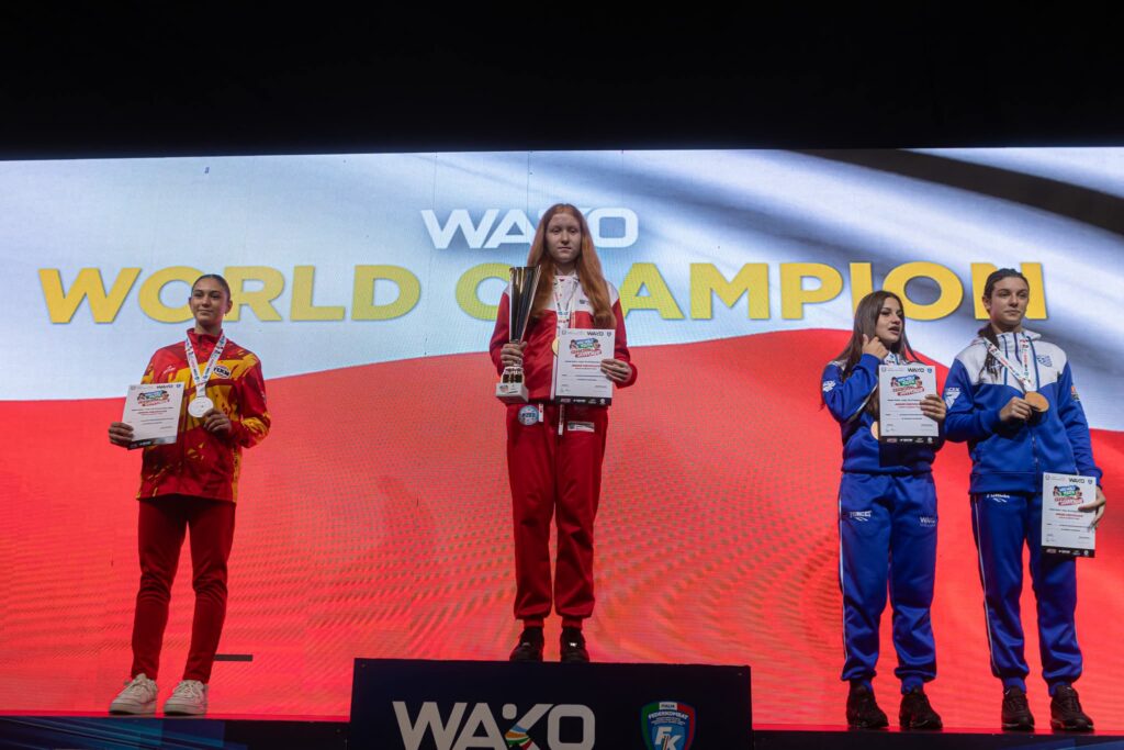 Siemianowiczanka – Aleksandra Sojda Mistrzynią Świata w Kickboxingu!!!